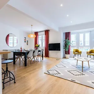 https://marina-beach-apartment.sansebastianhotels.net